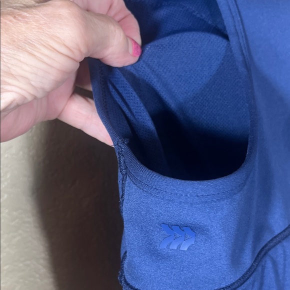 All in Motion Like New Navy Sports Bra with Removable Cups Razorback Med - Picture 4 of 4